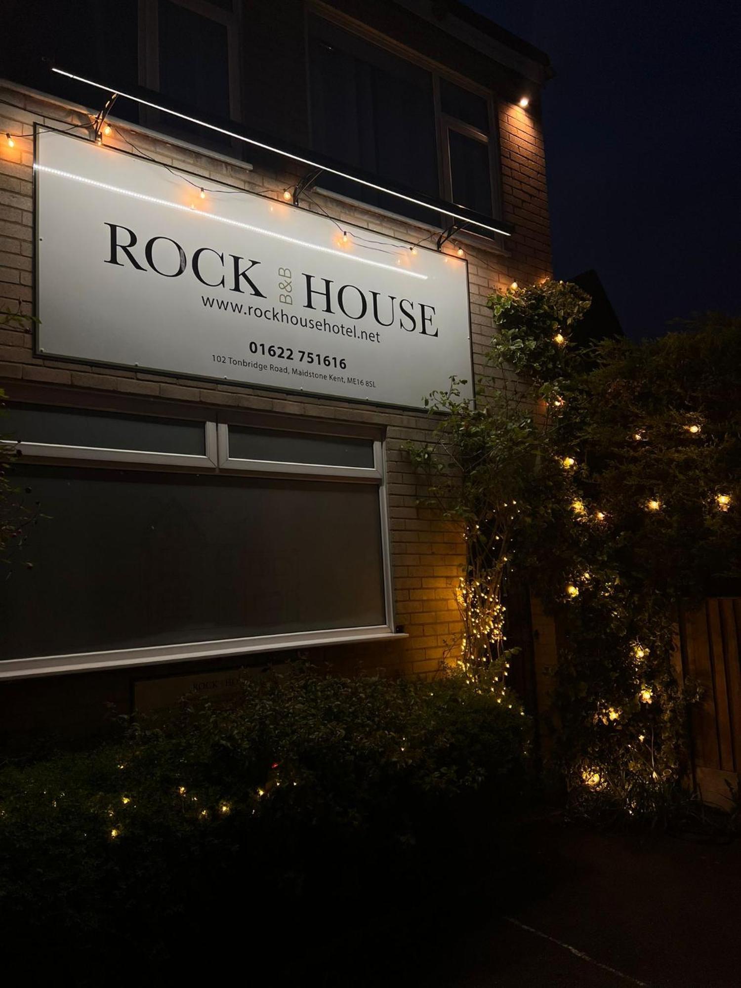 Rock House Bed And Breakfast Maidstone Exterior photo